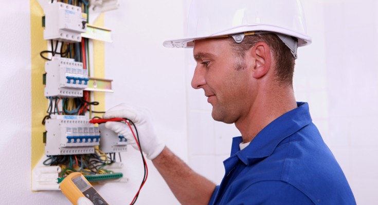 Electrician urgent-sustine calitatea serviciilor la un nivel cat mai inalt