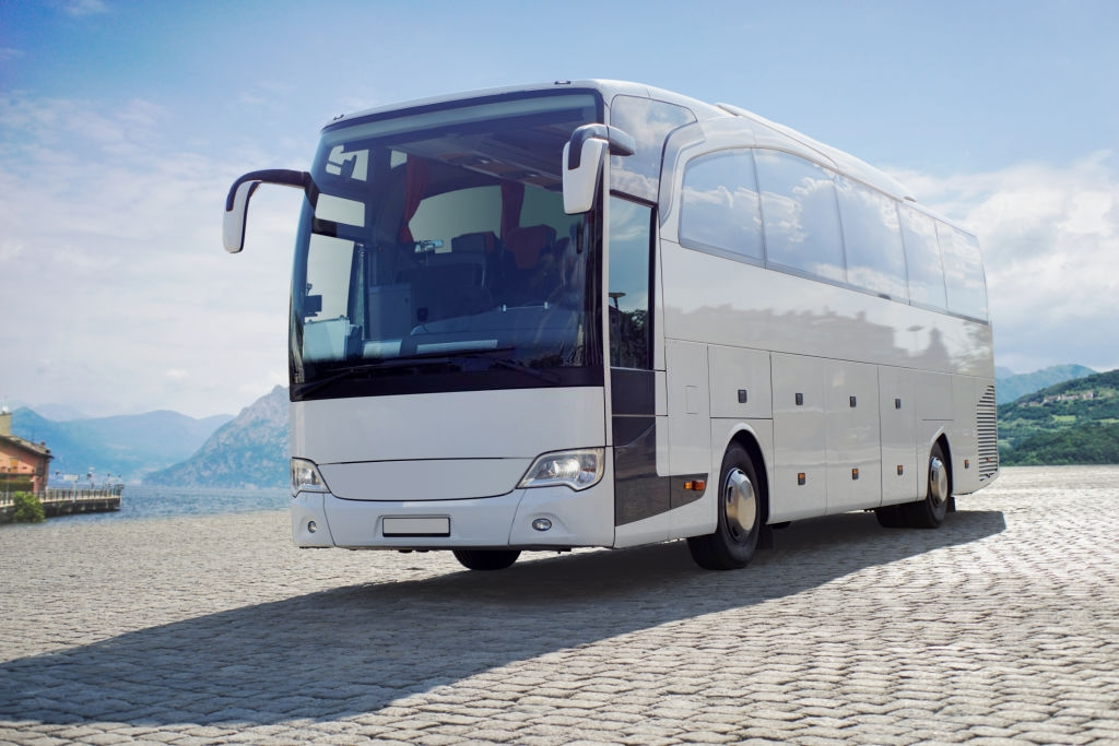 Transport autocar-siguranta si responsabilitate maxima cu Lukadi Transport
